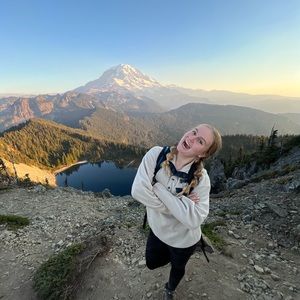 Meet your Posher, Paige